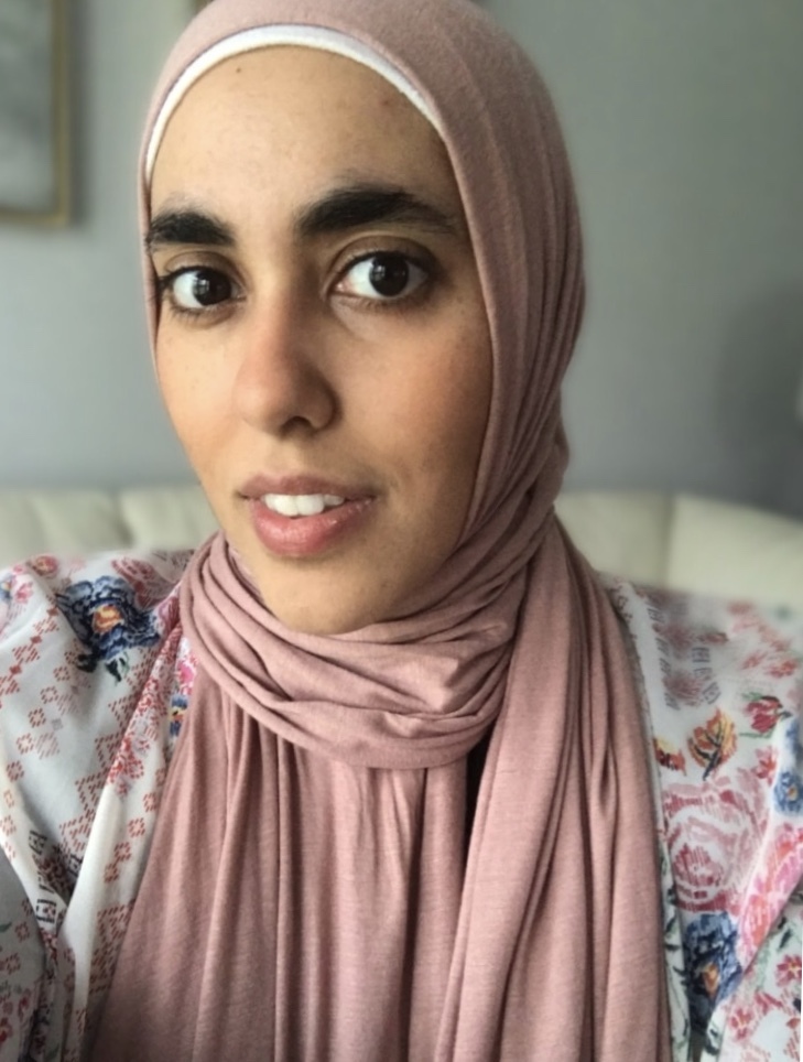 Portrait of author Huda Fahmy